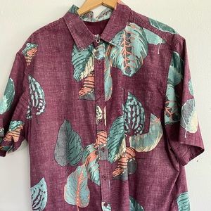 Short sleeve button down